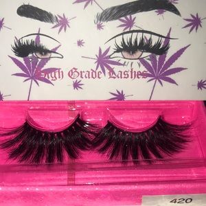 “4 2 0” Natural Mink Eyelashes